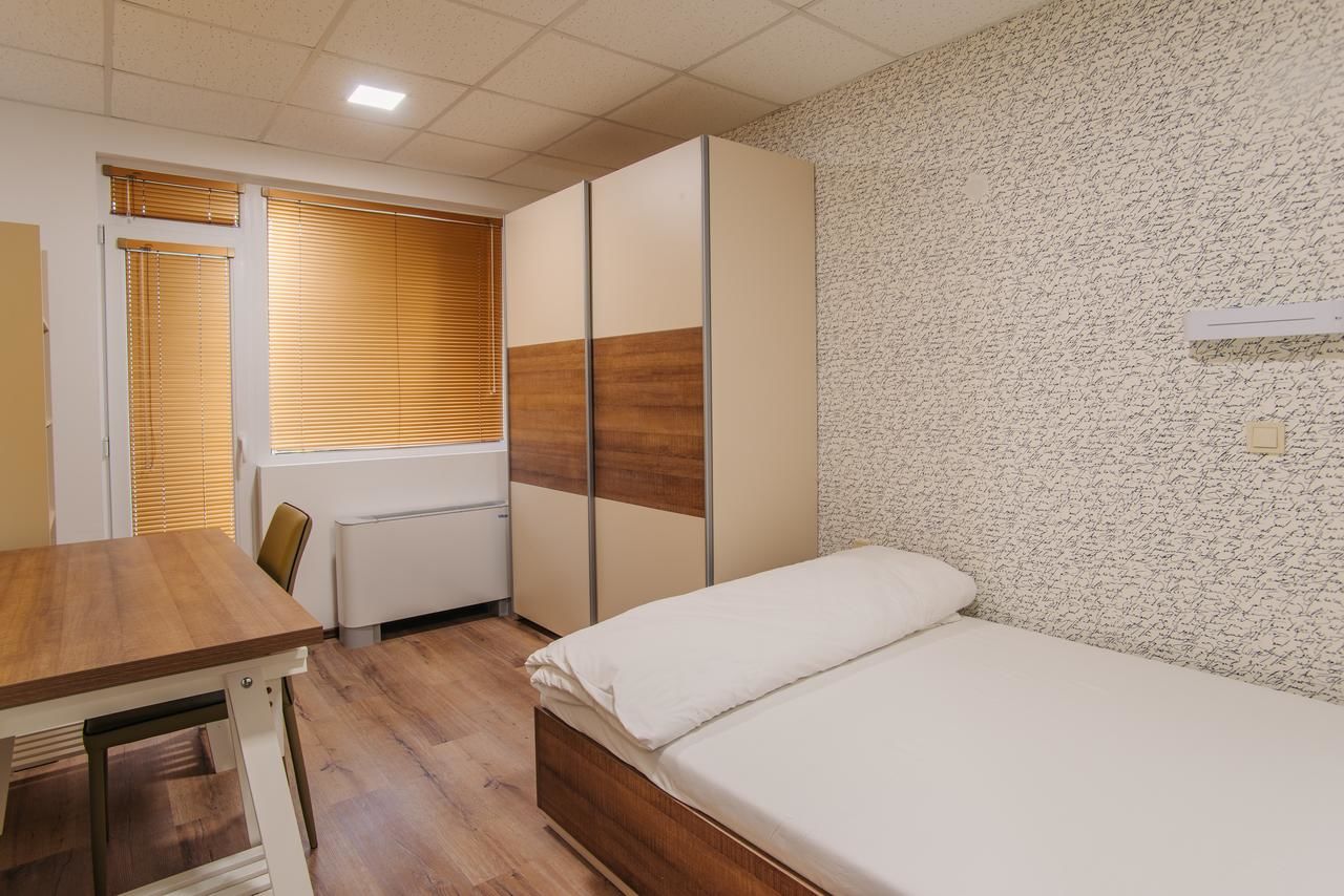 Апарт-отели Pansion Storgozia Плевен